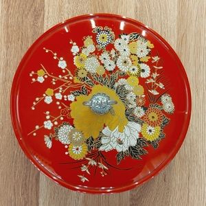 Floral 4 section lacquer tin Made in Taiwan